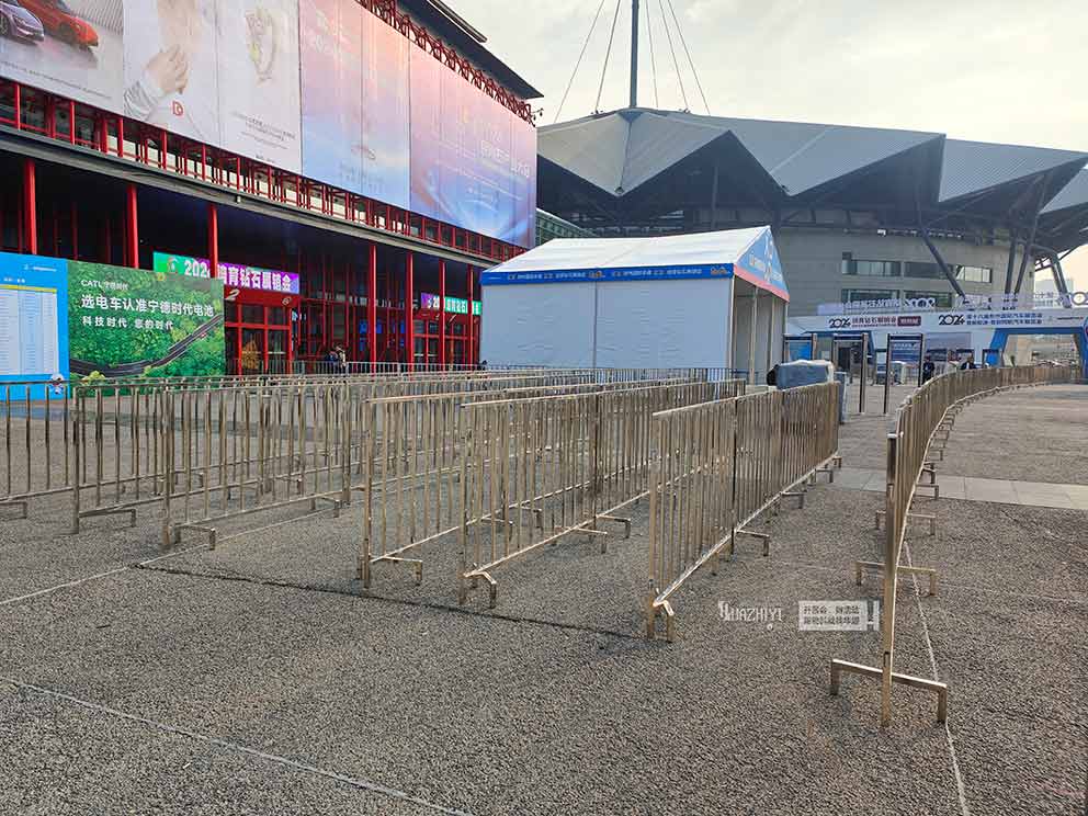 鄭州鐵馬護欄出租助力會展中心2024金剛石產業大會